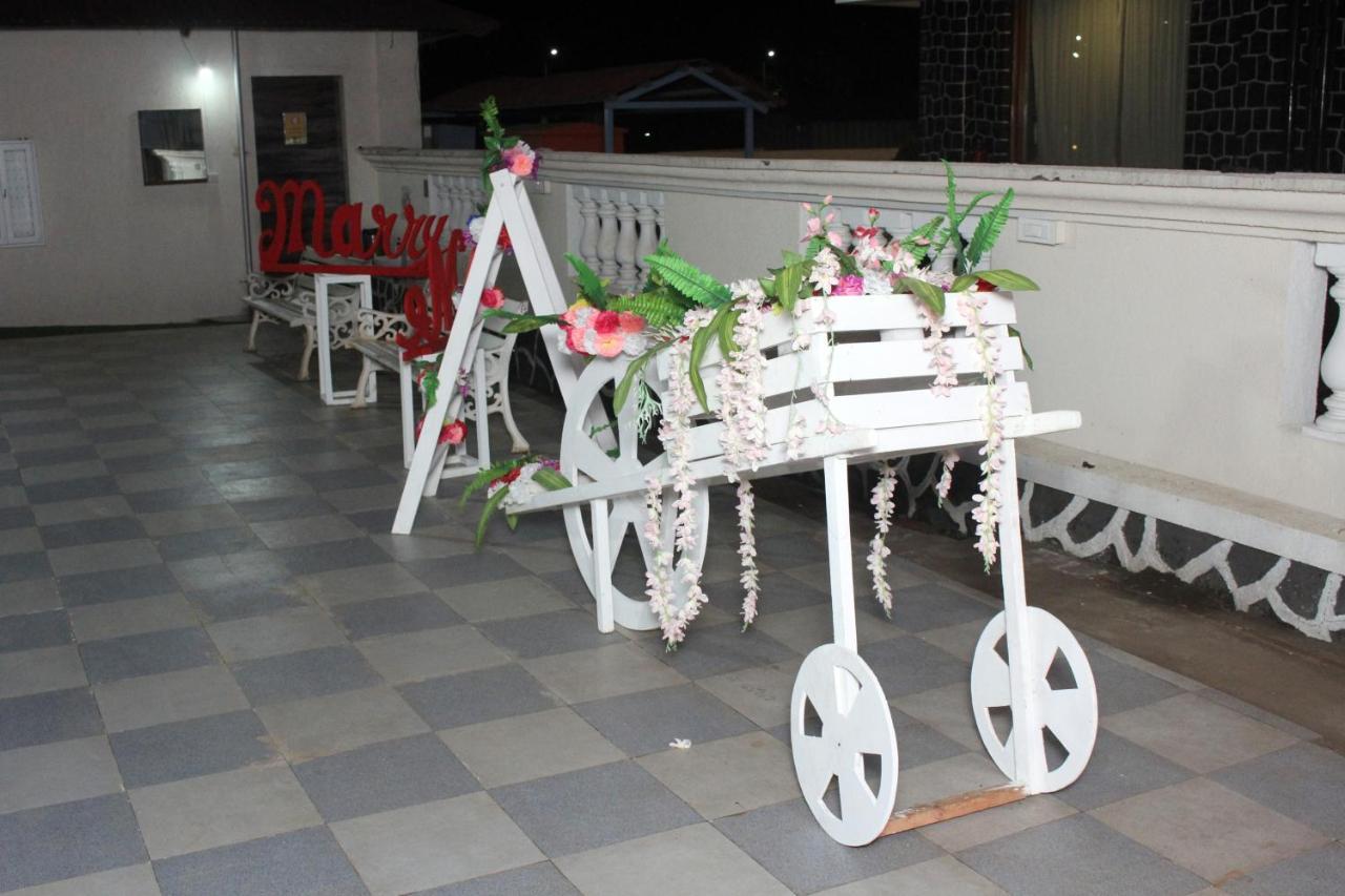 Maharaja The Royal Resort Thane Ngoại thất bức ảnh